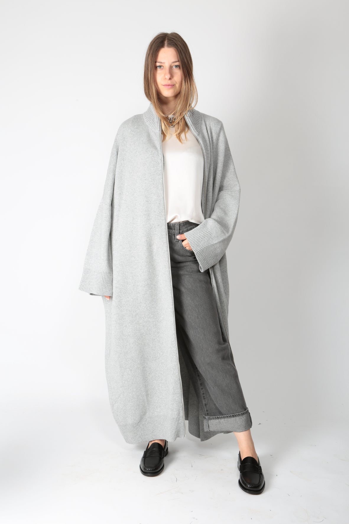 https://www.gulieshop.it/products/l-conti-maxi-cappotto-misto-cachemire-f4wc25